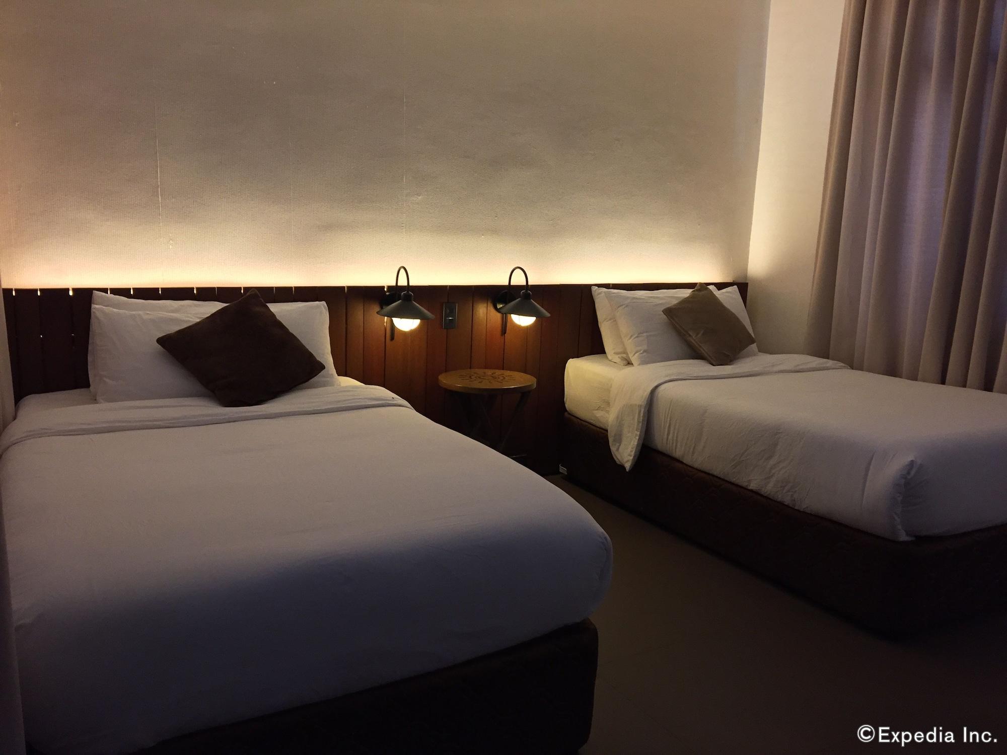 The Funny Lion - Coron Hotel Luaran gambar