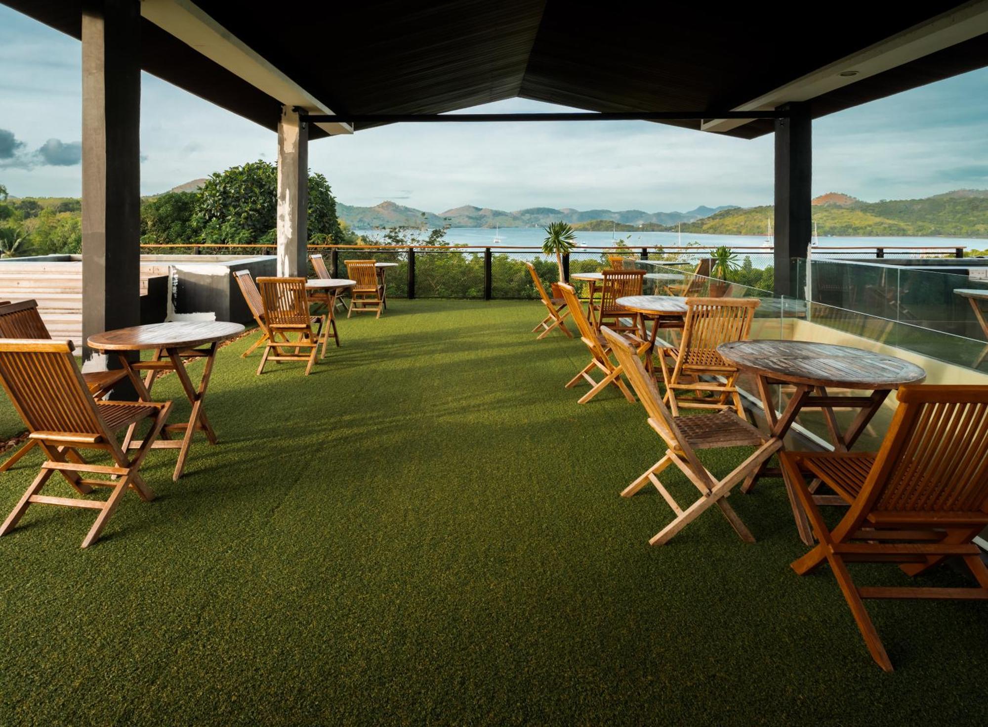 The Funny Lion - Coron Hotel Luaran gambar