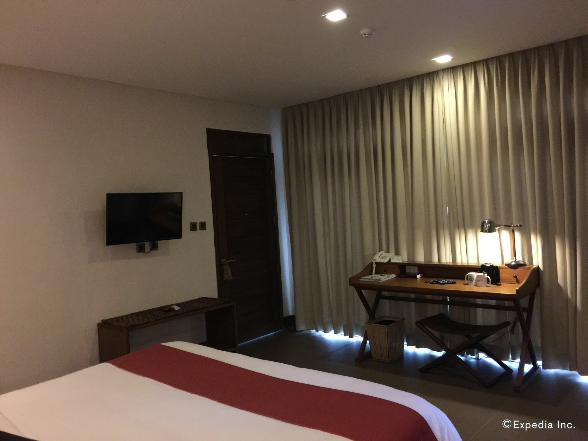 The Funny Lion - Coron Hotel Luaran gambar