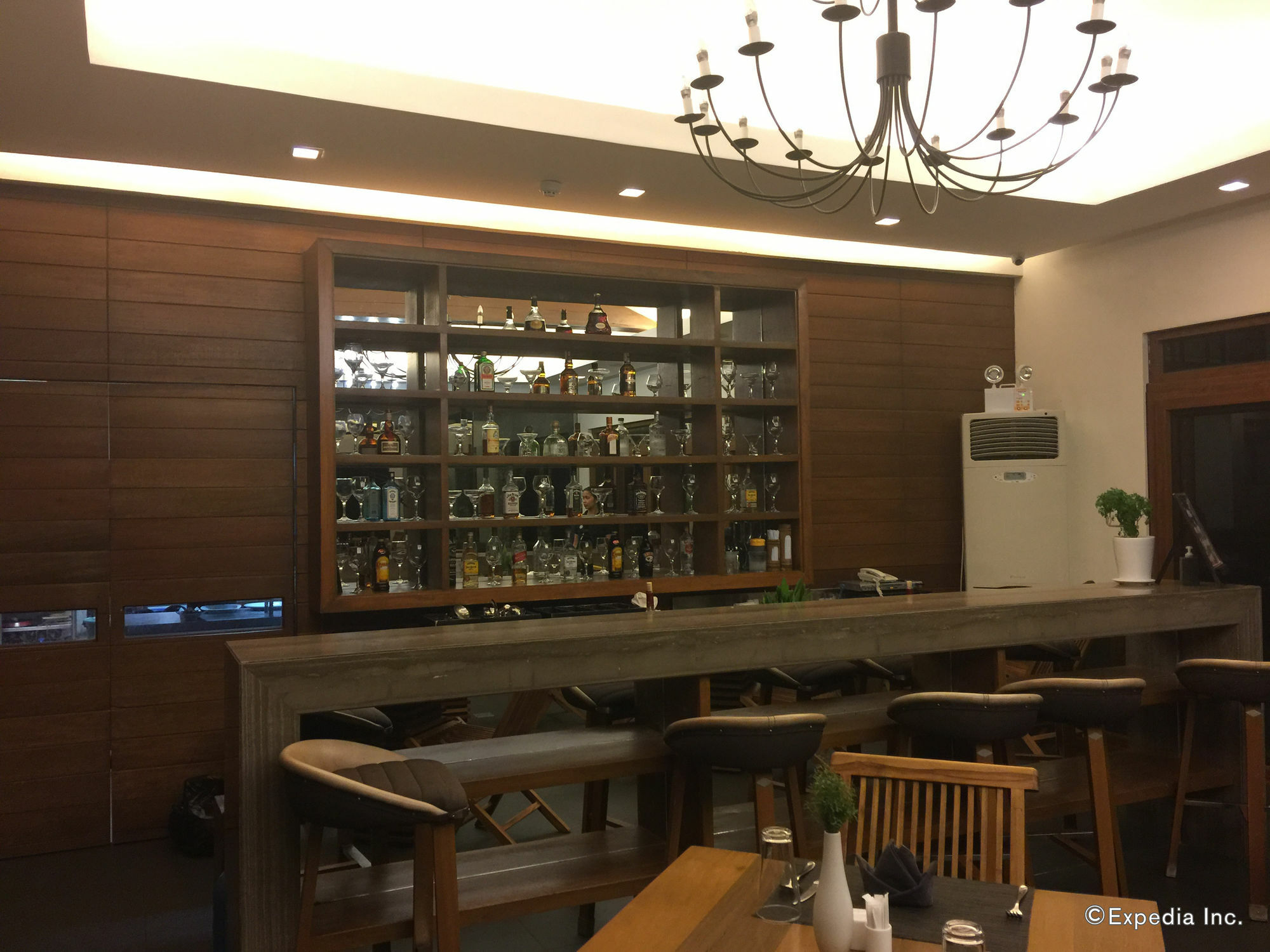 The Funny Lion - Coron Hotel Luaran gambar