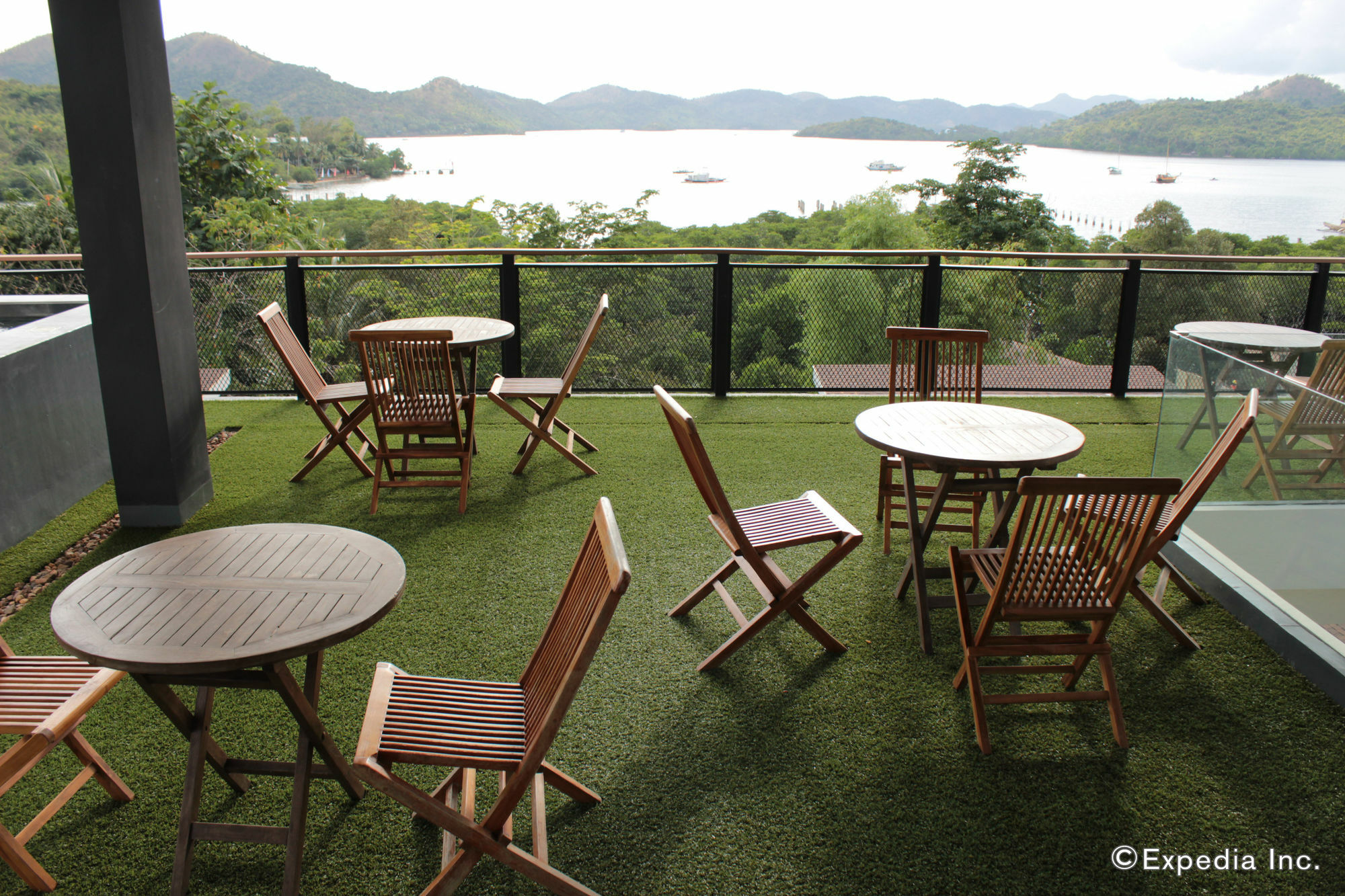 The Funny Lion - Coron Hotel Luaran gambar