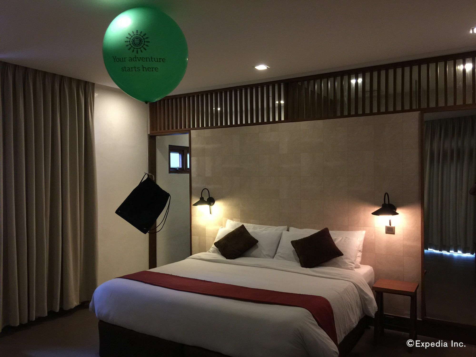 The Funny Lion - Coron Hotel Luaran gambar