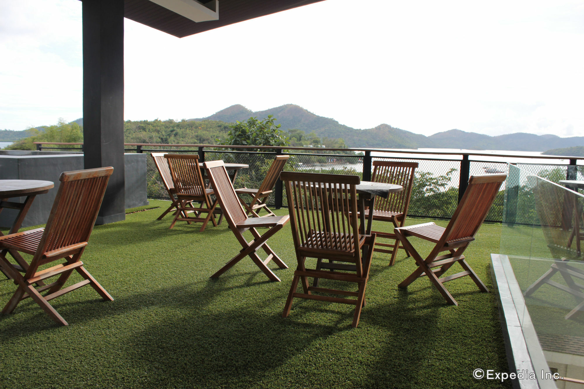 The Funny Lion - Coron Hotel Luaran gambar