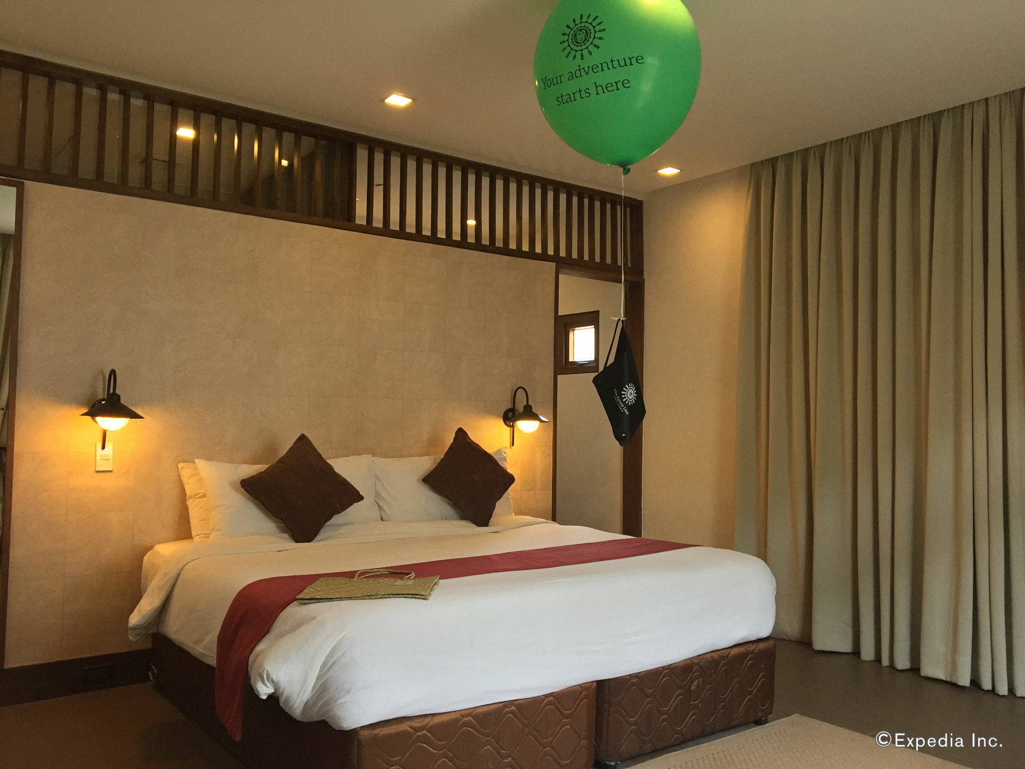 The Funny Lion - Coron Hotel Luaran gambar